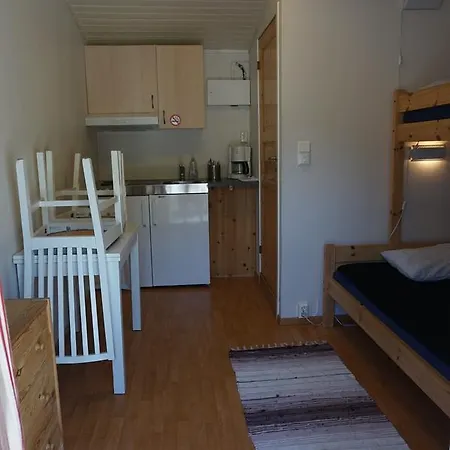 Grimen & Camping مكان تخييم *