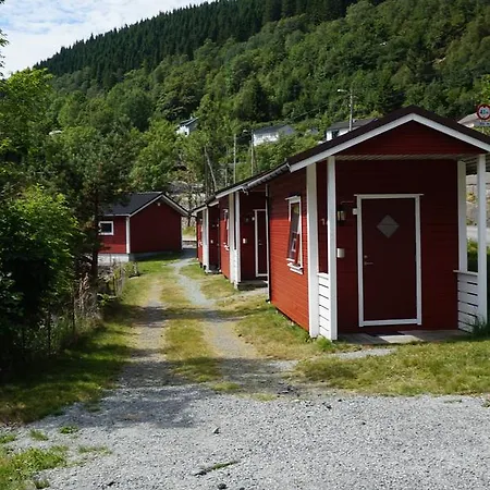 مكان تخييم Grimen & Camping *